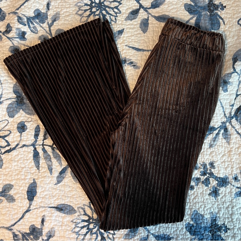 SHEIN brown velvet pants